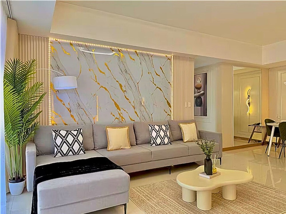 Live Luxury Living at BGC Venice