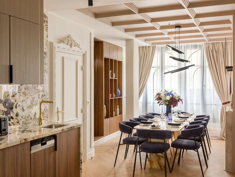 Merveil Luxury Suites - Grenelle I-II