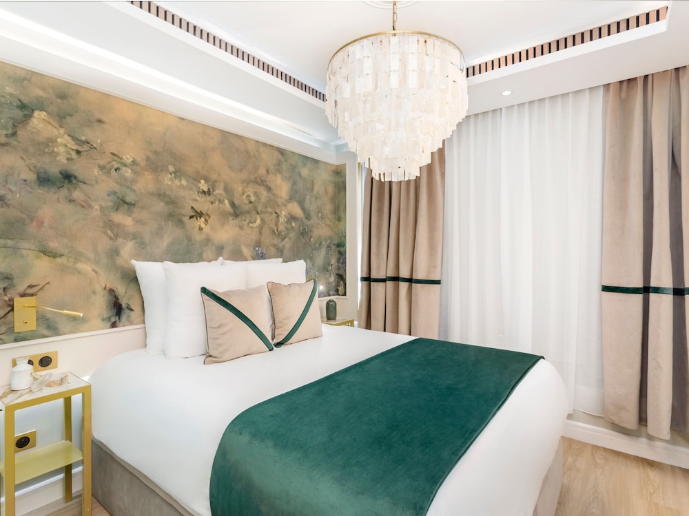 Merveil Luxury Suites - Lenoir I-II-III