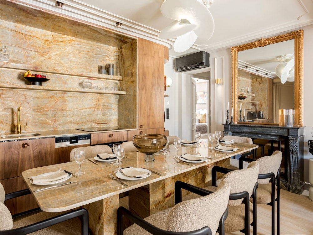 Merveil Luxury Suites - Rougemont I-II-III
