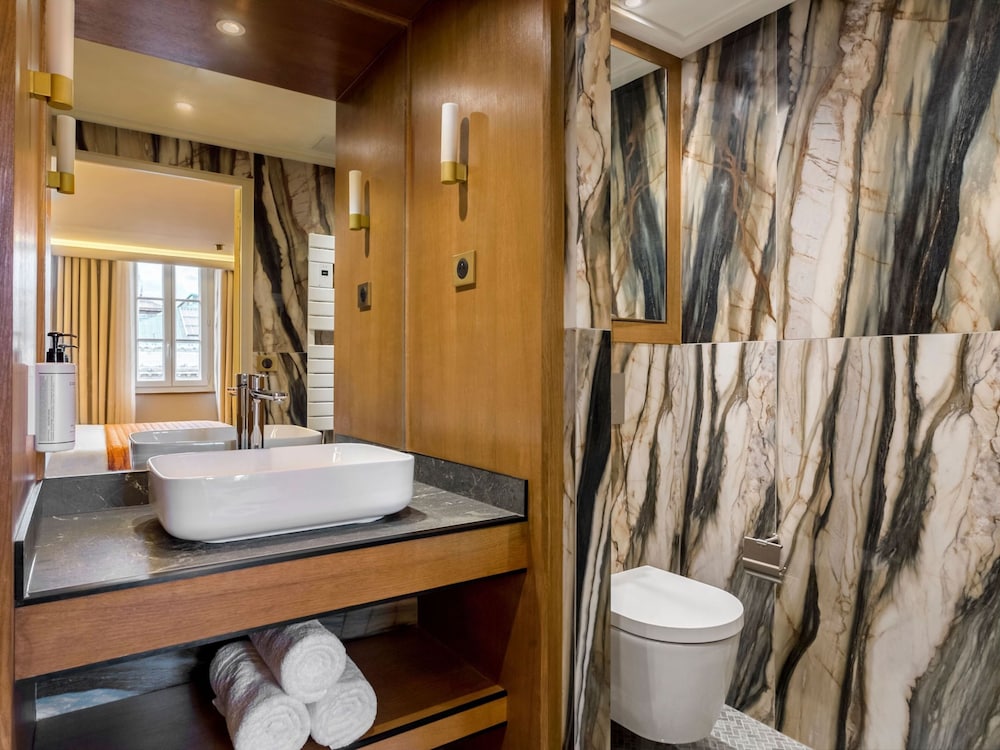 Merveil Luxury Suites - Bourse I-II
