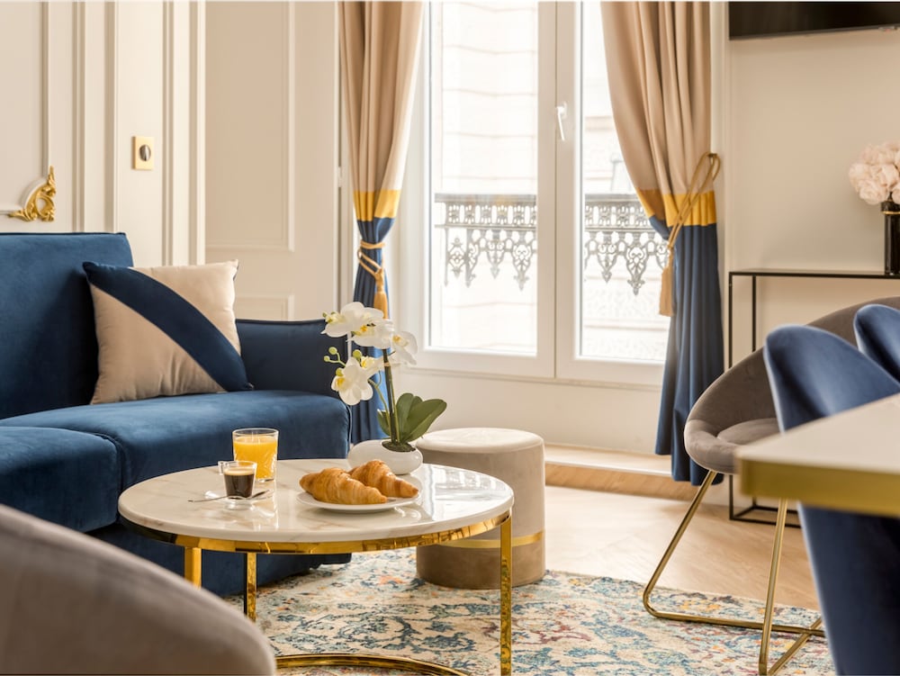 Merveil Luxury Suites - Rougemont I-II-III
