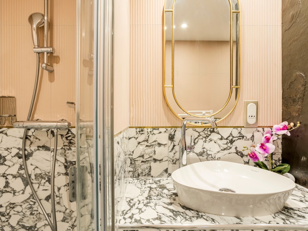 Merveil Luxury Suites - Rougemont I-II-III