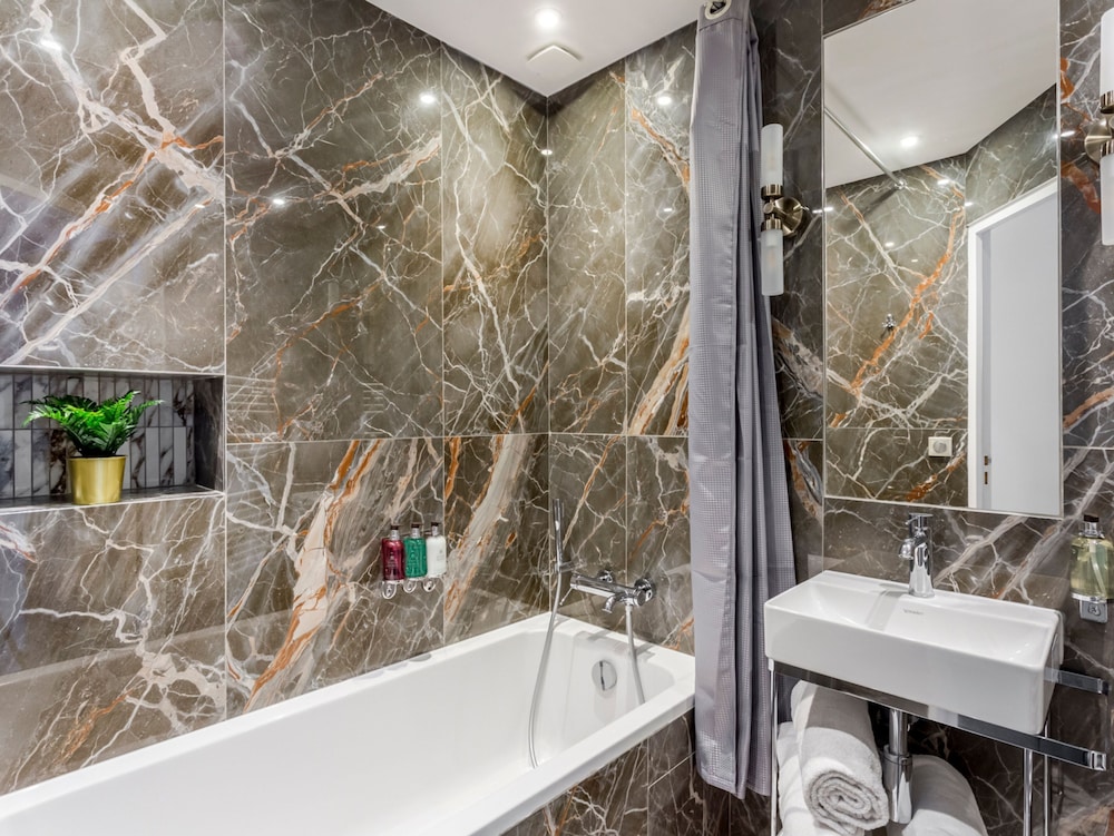 Merveil Luxury Suites - Marais - Antoine I-II