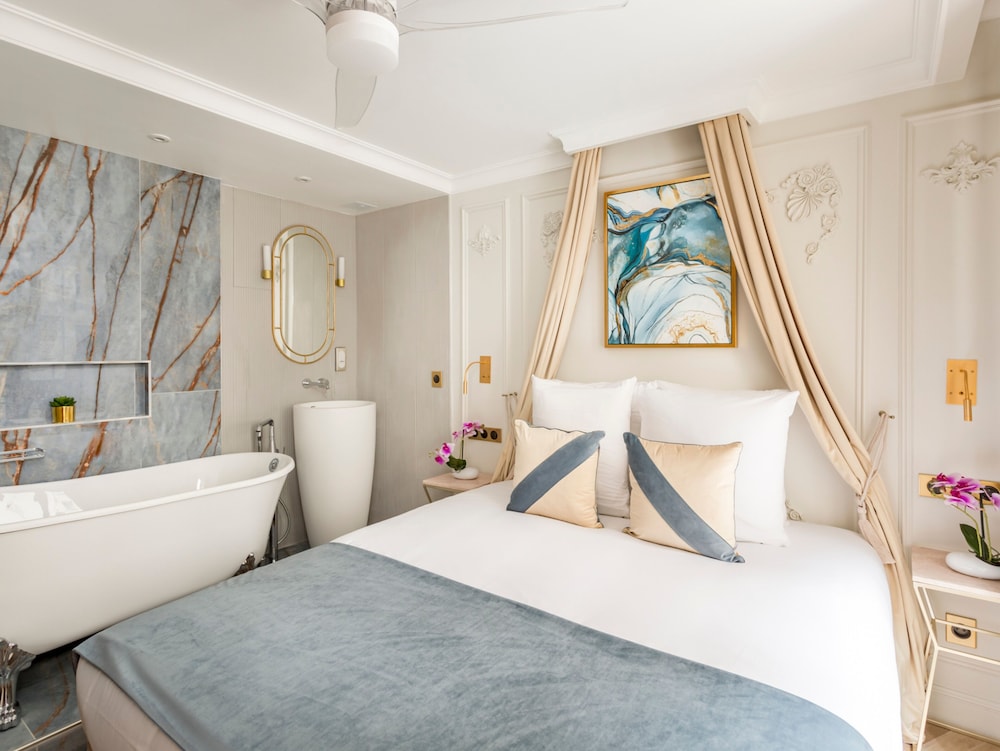 Merveil Luxury Suites - Rougemont I-II-III