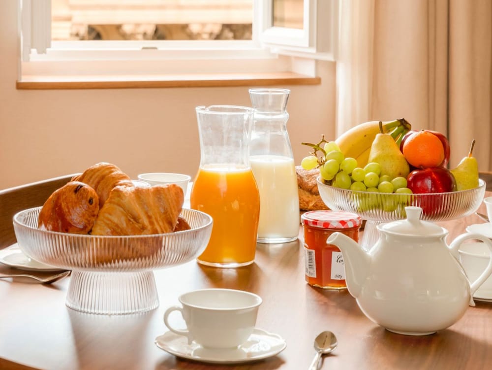 Merveil Luxury Suites - Bourse I-II