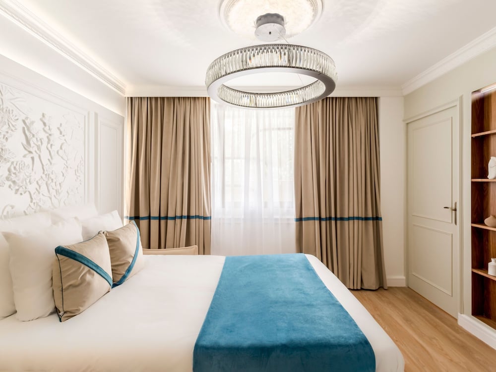 Merveil Luxury Suites - Lenoir I-II-III