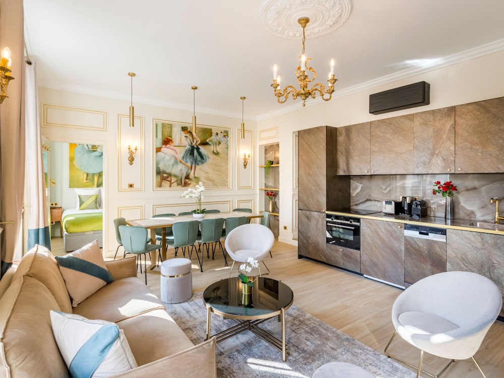 Merveil Luxury Suites - Opera I-II