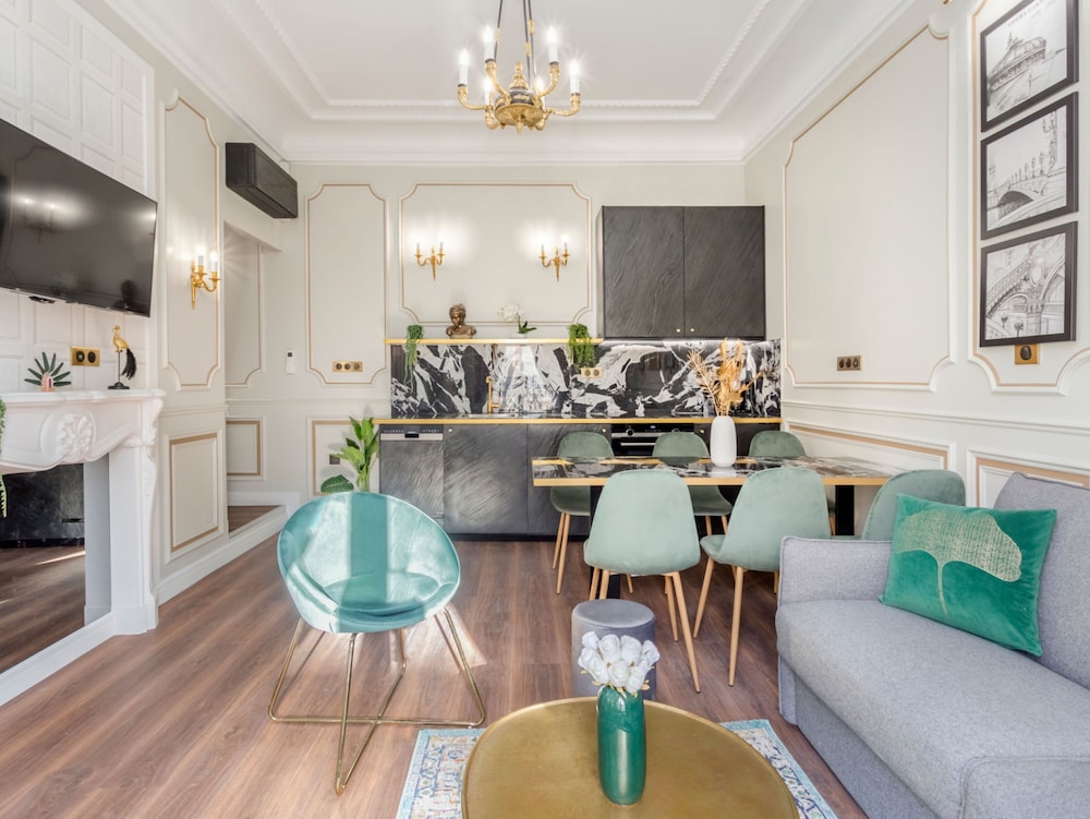 Merveil Luxury Suites - Septembre I-II