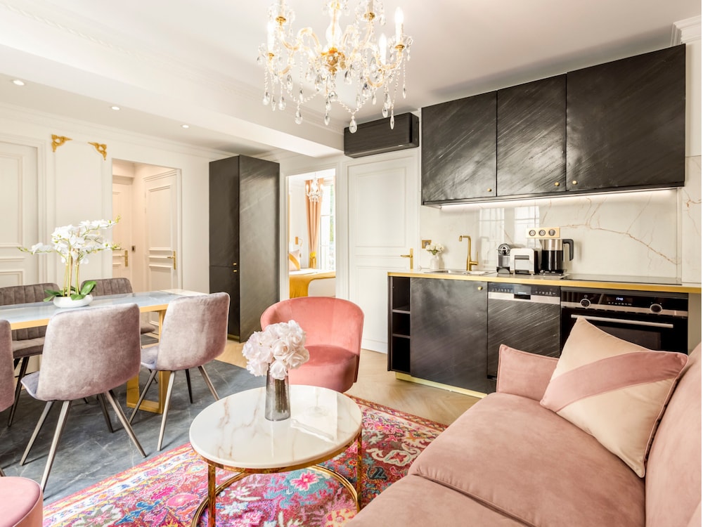 Merveil Luxury Suites - Bac I-II