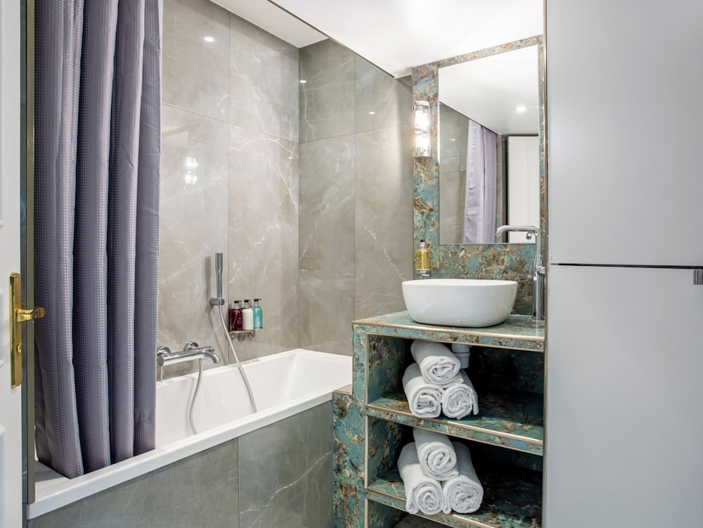 Merveil Luxury Suites - Reaumur I-II