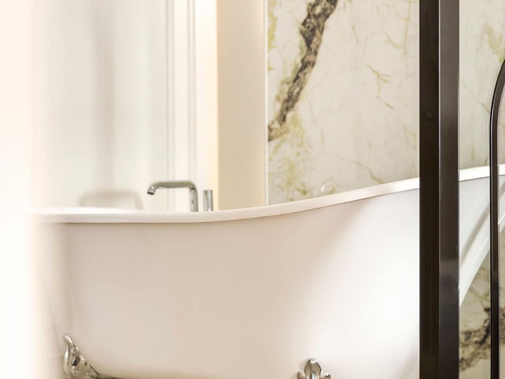 Merveil Luxury Suites - Grenelle I-II