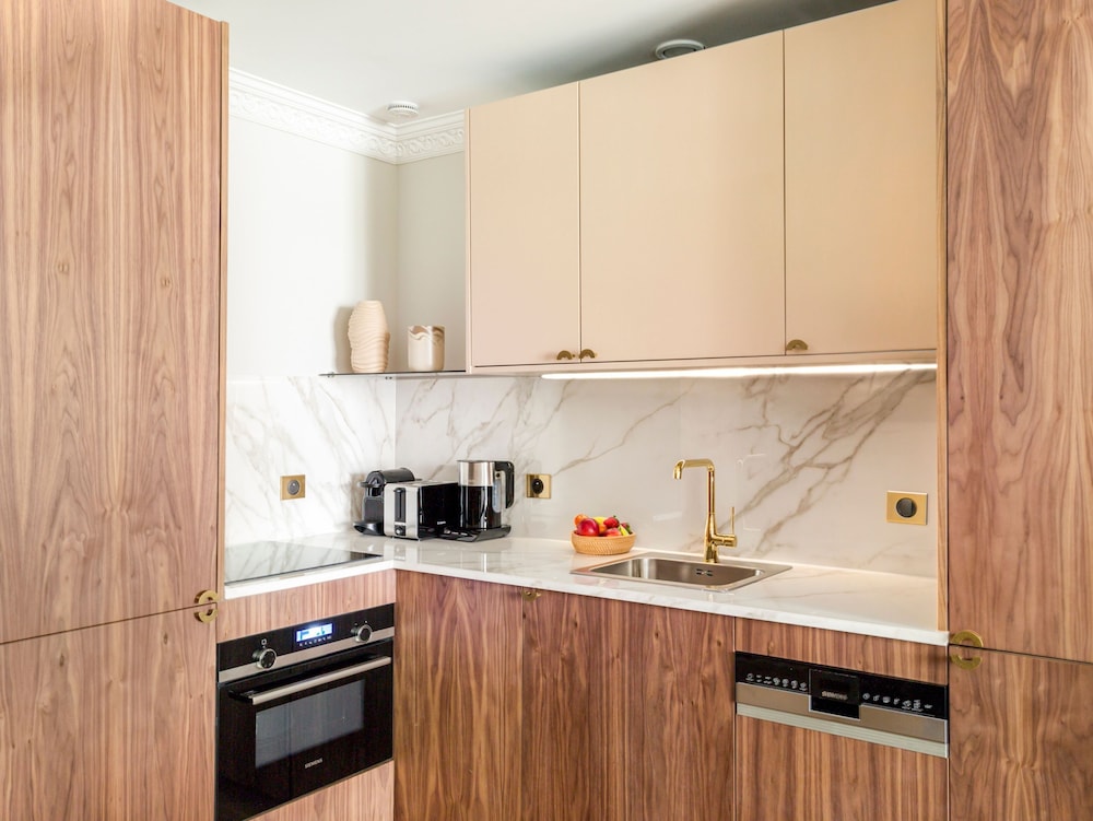 Merveil Luxury Suites - Lenoir I-II-III