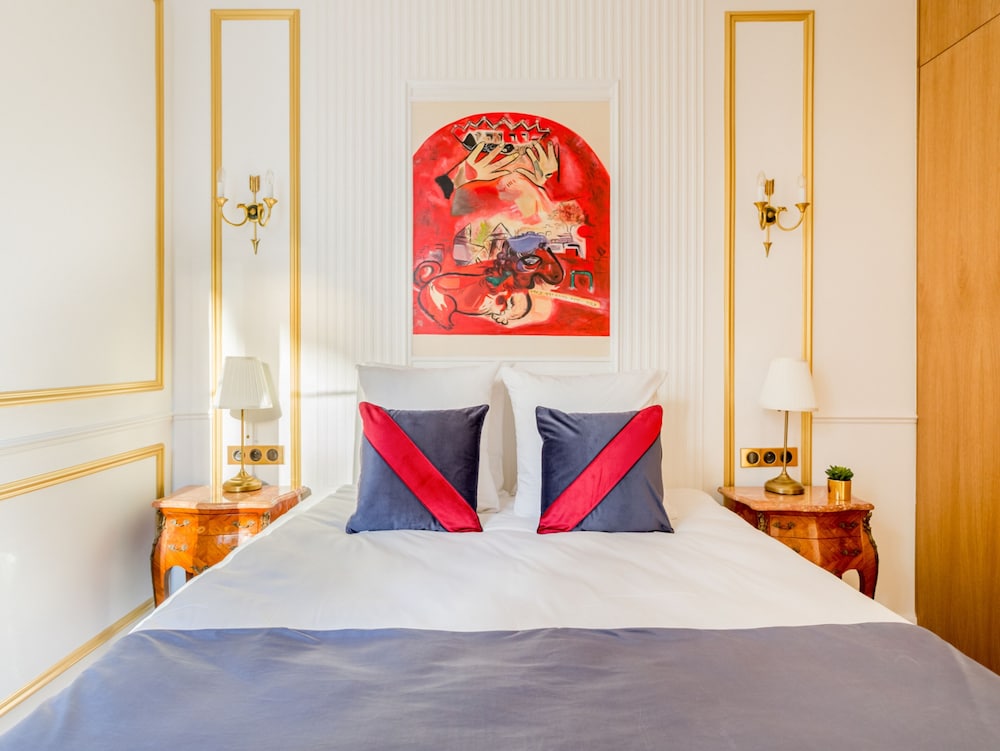 Merveil Luxury Suites - Opera I-II