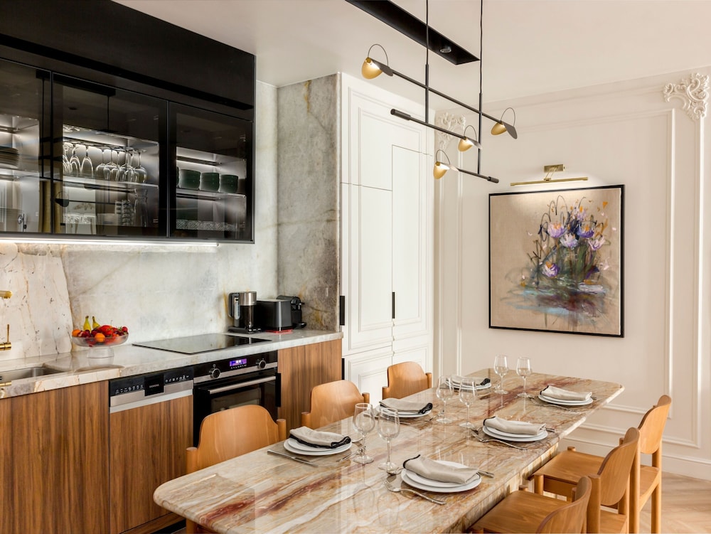 Merveil Luxury Suites - Grenelle I-II