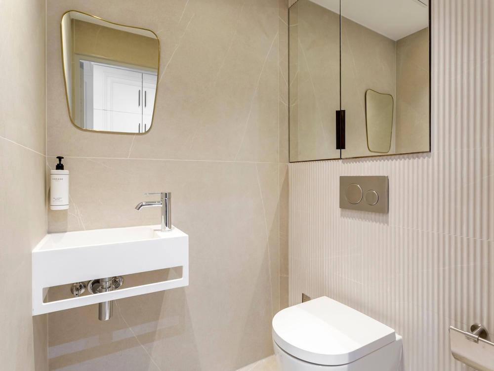 Merveil Luxury Suites - Rougemont I-II-III