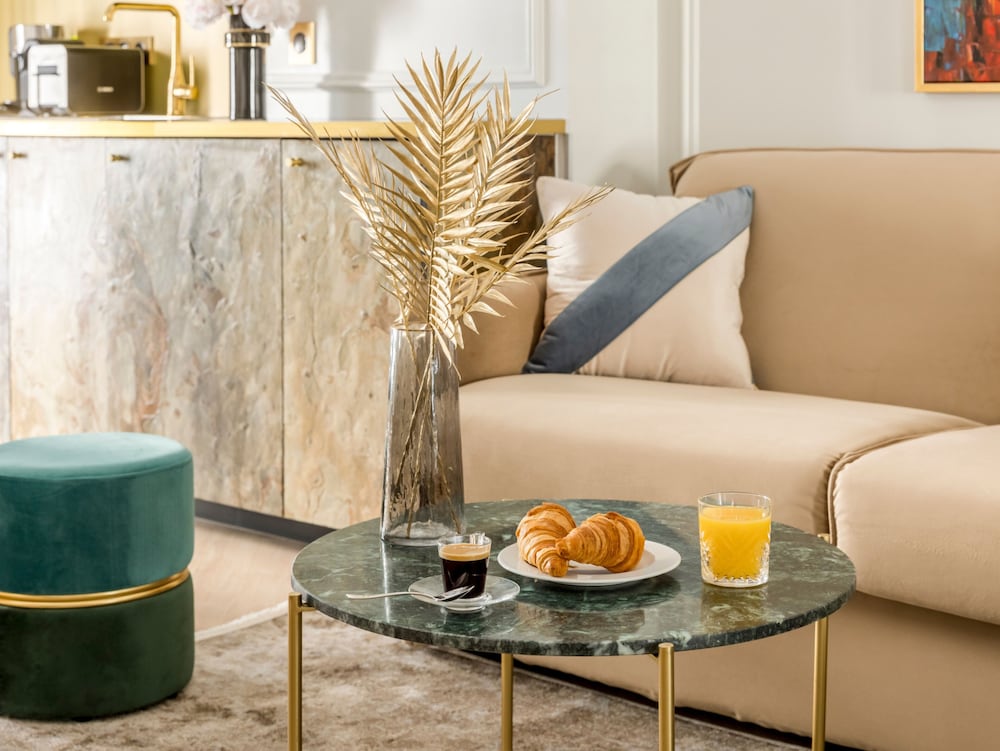 Merveil Luxury Suites - Rougemont I-II-III
