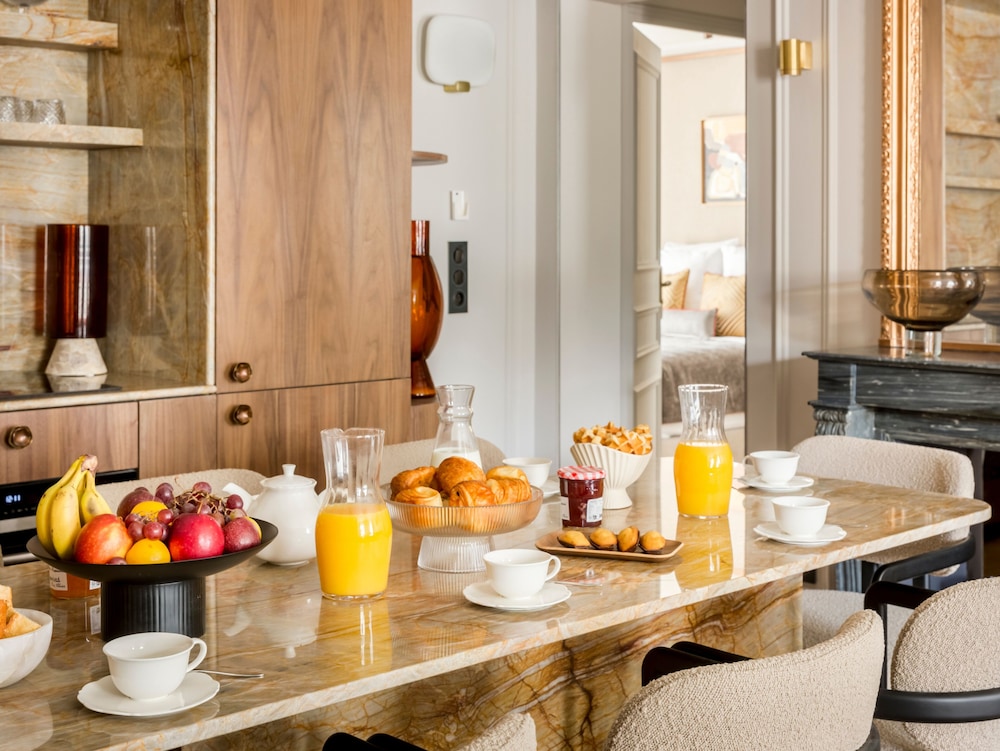 Merveil Luxury Suites - Rougemont I-II-III