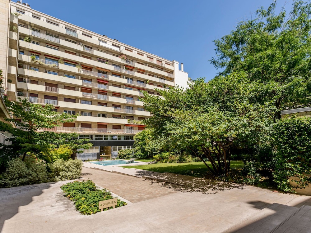 Merveil Luxury Suites - Grenelle I-II