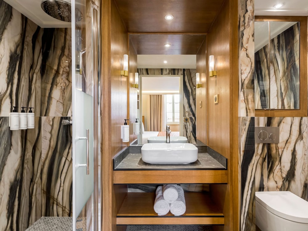 Merveil Luxury Suites - Bourse I-II