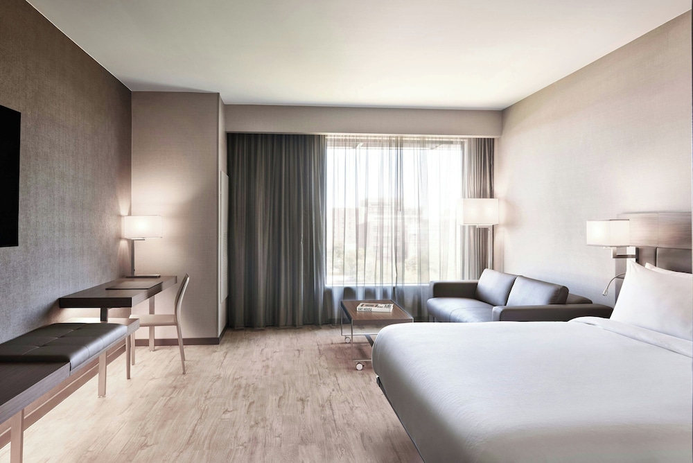 Ac Hotel Auburn
