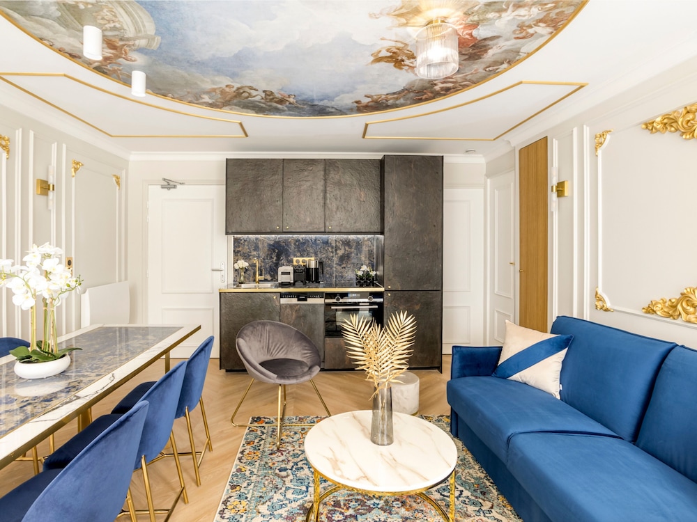 Merveil Luxury Suites - Rougemont I-II-III