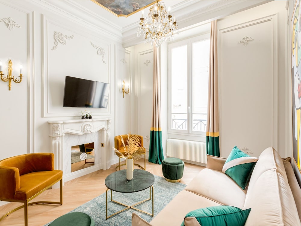 Merveil Luxury Suites - Opera - Volney I-II