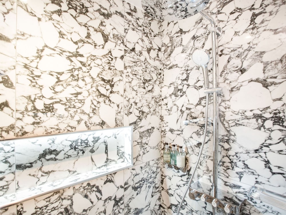 Merveil Luxury Suites - Opera - Volney I-II
