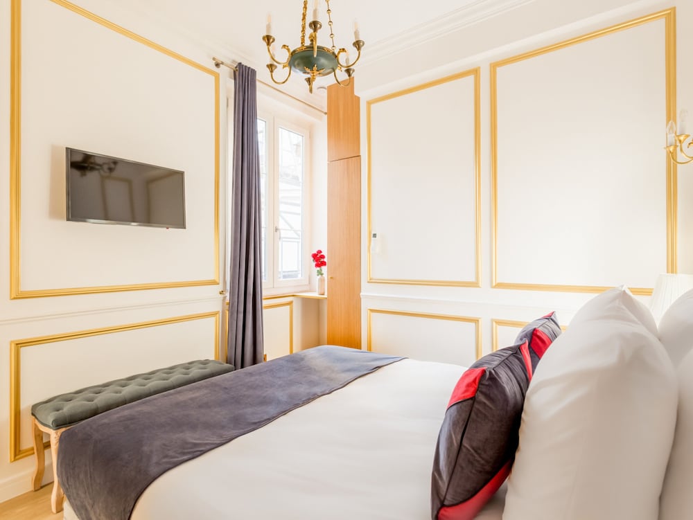 Merveil Luxury Suites - Opera I-II