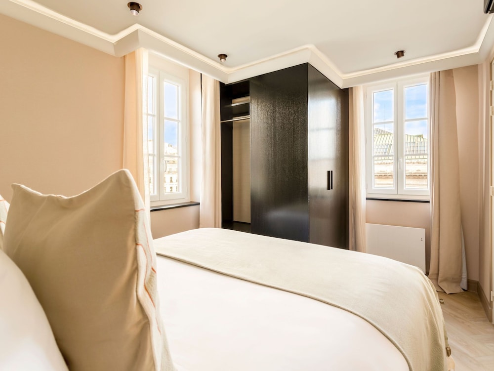 Merveil Luxury Suites - Bourse I-II