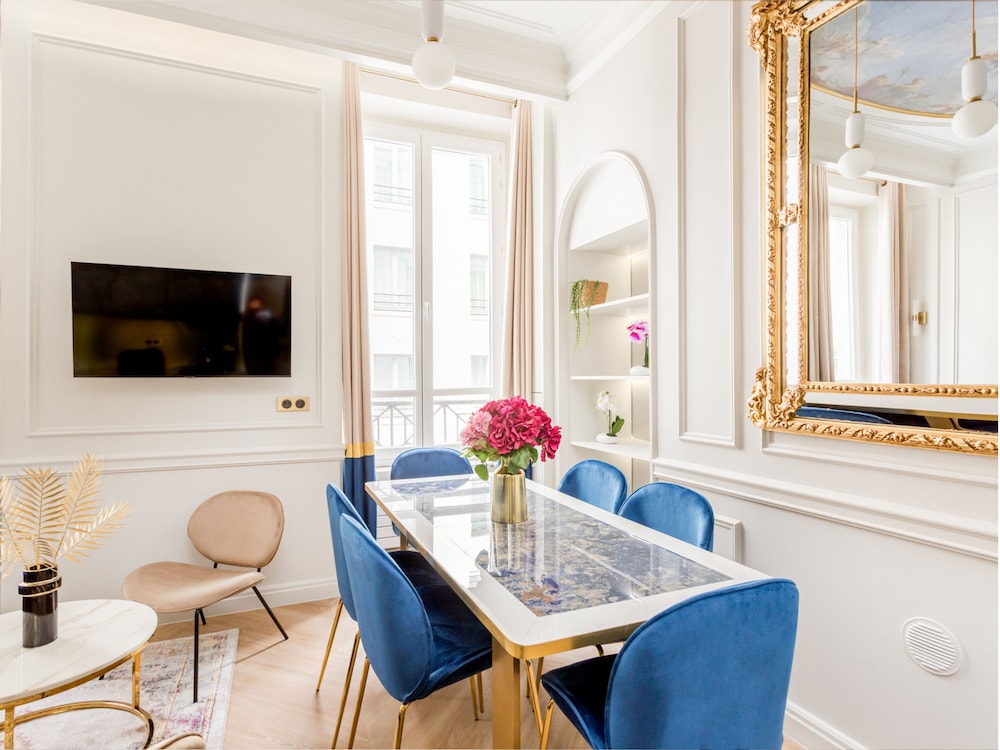 Merveil Luxury Suites - Opera - Volney I-II