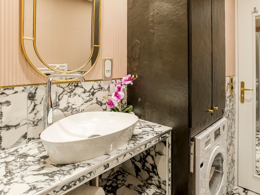 Merveil Luxury Suites - Rougemont I-II-III