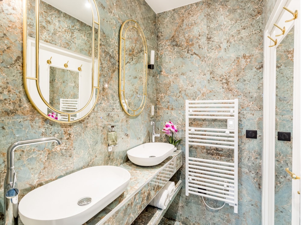 Merveil Luxury Suites - Opera - Volney I-II
