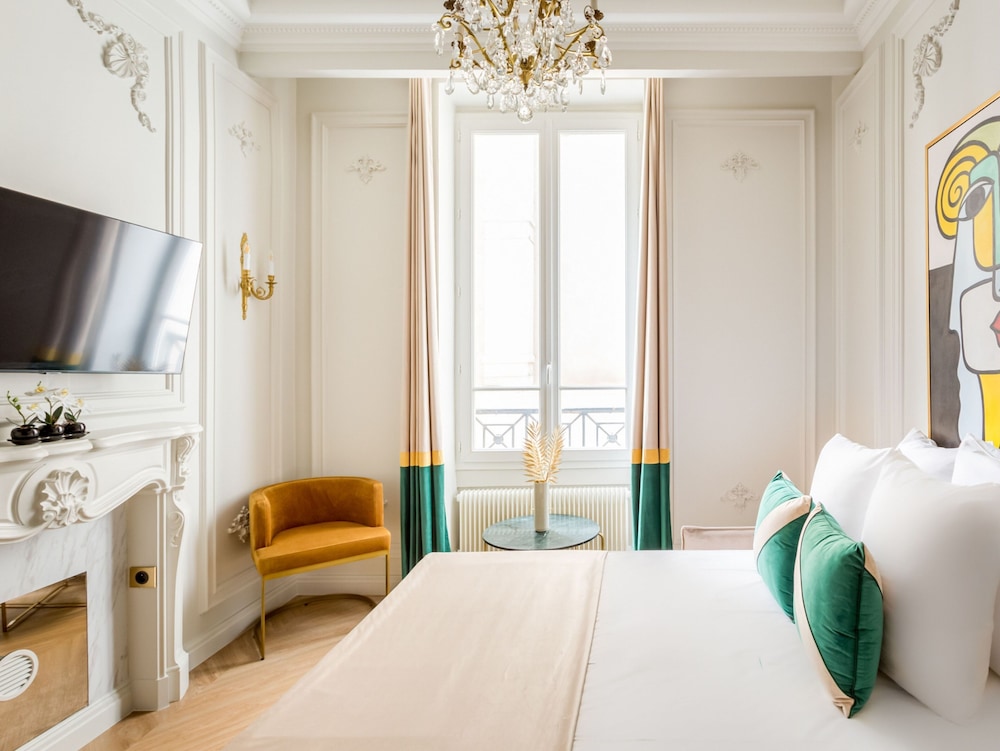 Merveil Luxury Suites - Opera - Volney I-II