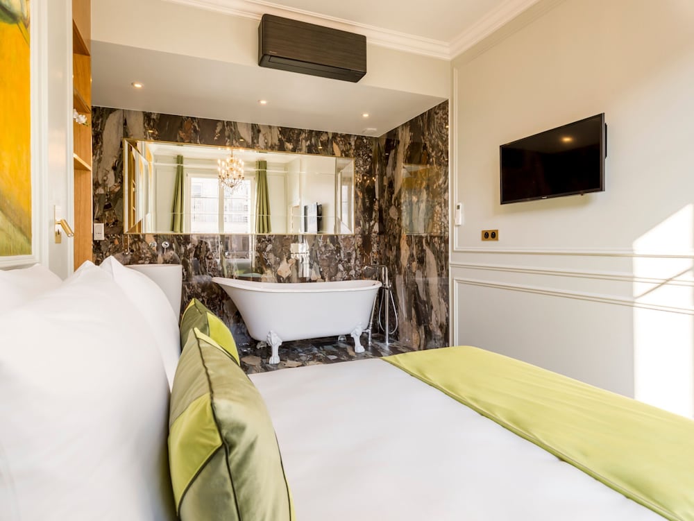 Merveil Luxury Suites - Opera I-II