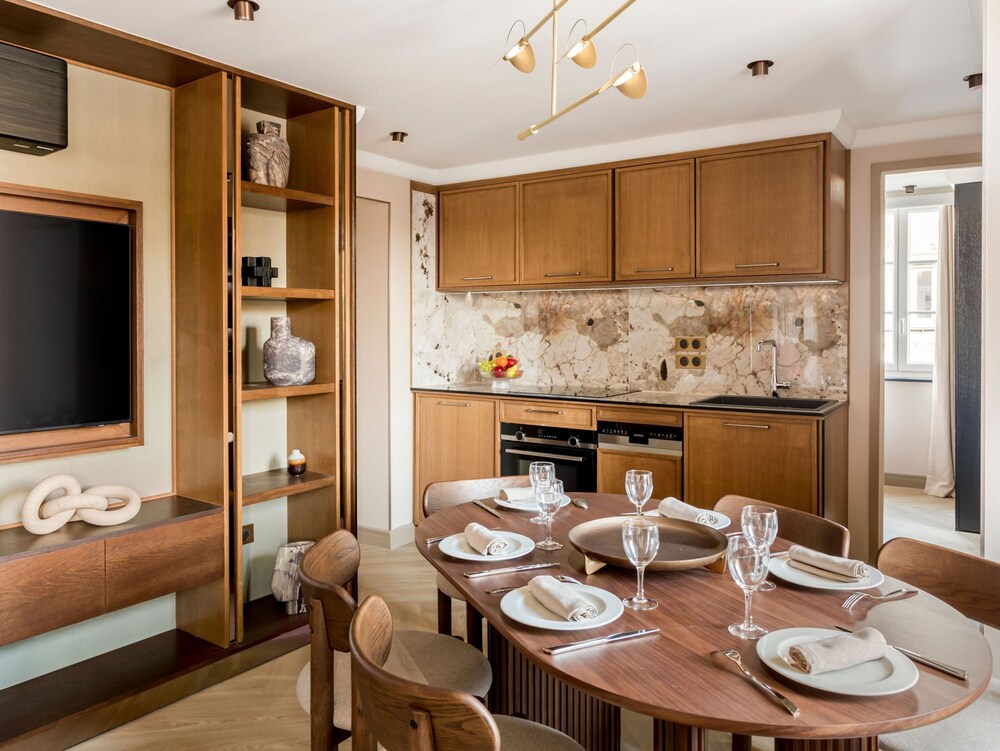Merveil Luxury Suites - Bourse I-II