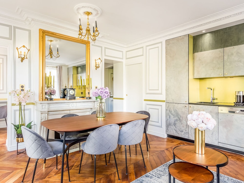 Merveil Luxury Suites - Sebastopol I-II