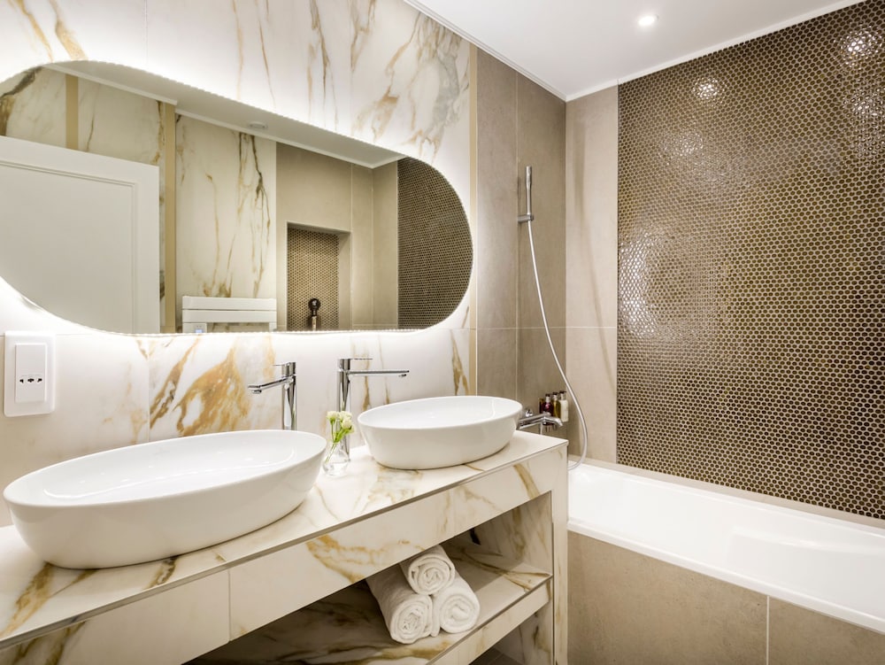 Merveil Luxury Suites - Lenoir I-II-III