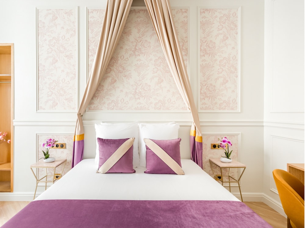 Merveil Luxury Suites - Opera - Volney I-II