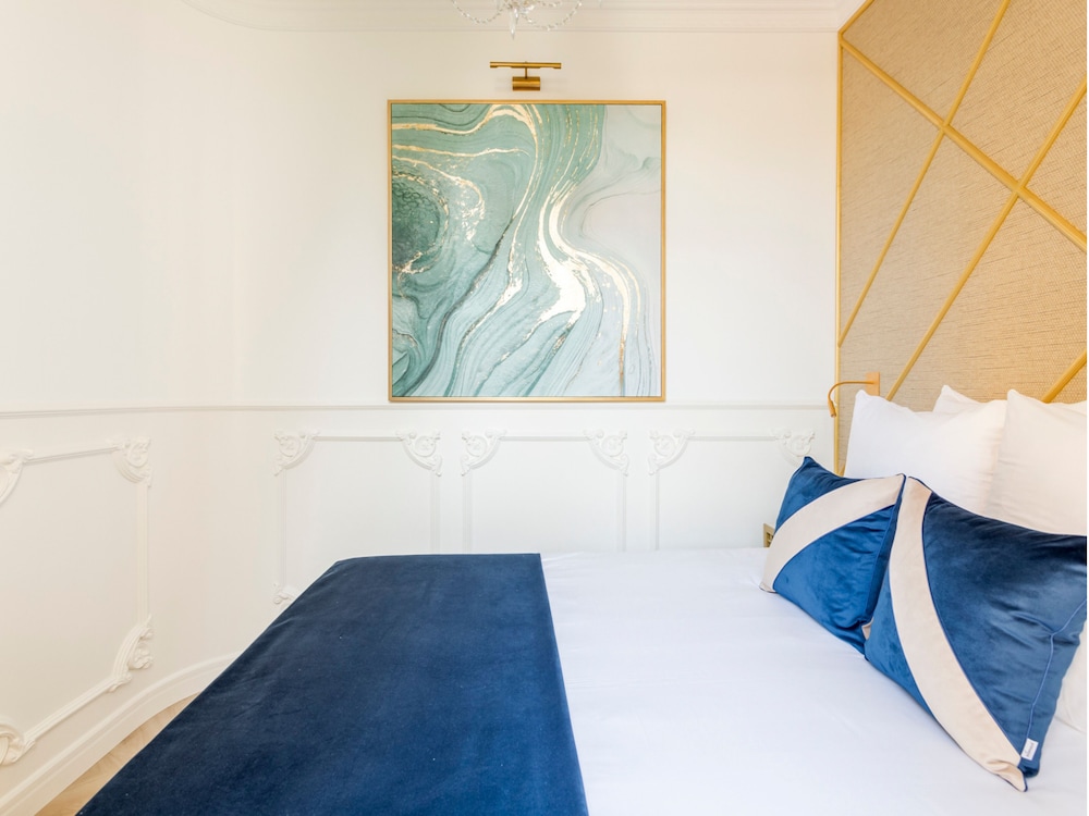 Merveil Luxury Suites - Bac I-II