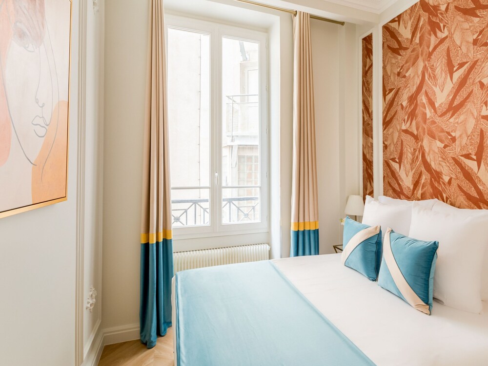 Merveil Luxury Suites - Opera - Volney I-II