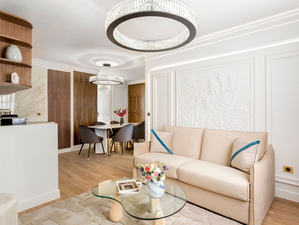 Merveil Luxury Suites - Lenoir I-II-III