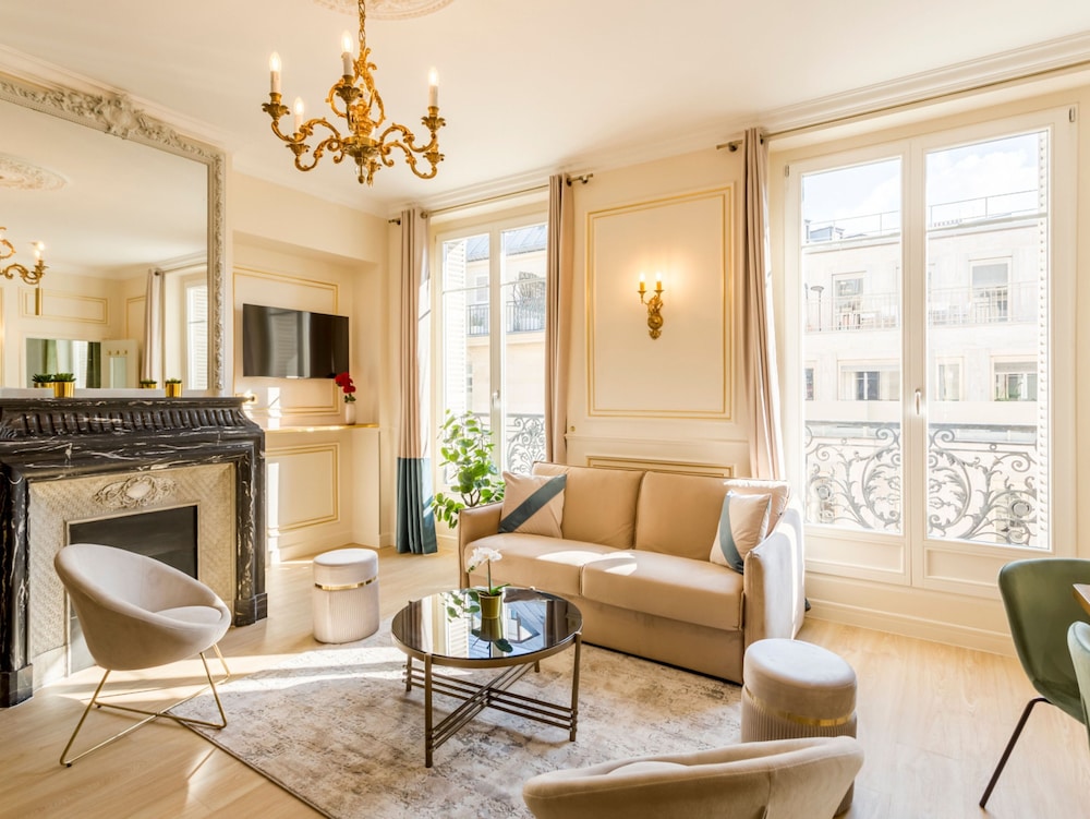 Merveil Luxury Suites - Opera I-II