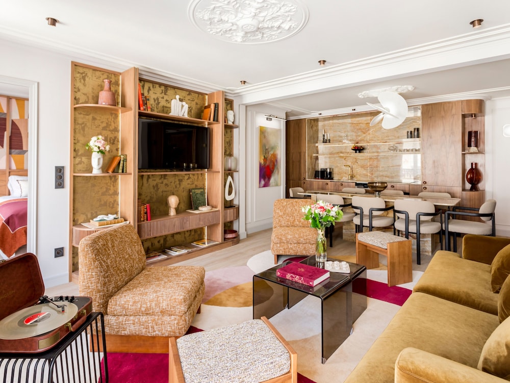 Merveil Luxury Suites - Rougemont I-II-III