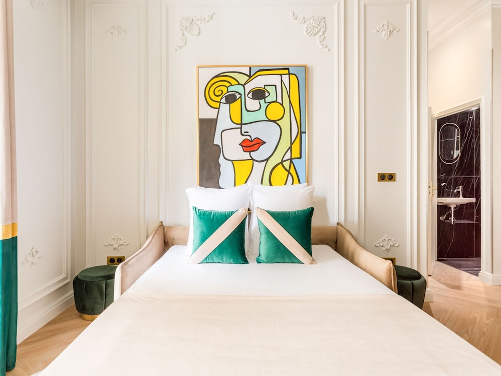 Merveil Luxury Suites - Opera - Volney I-II