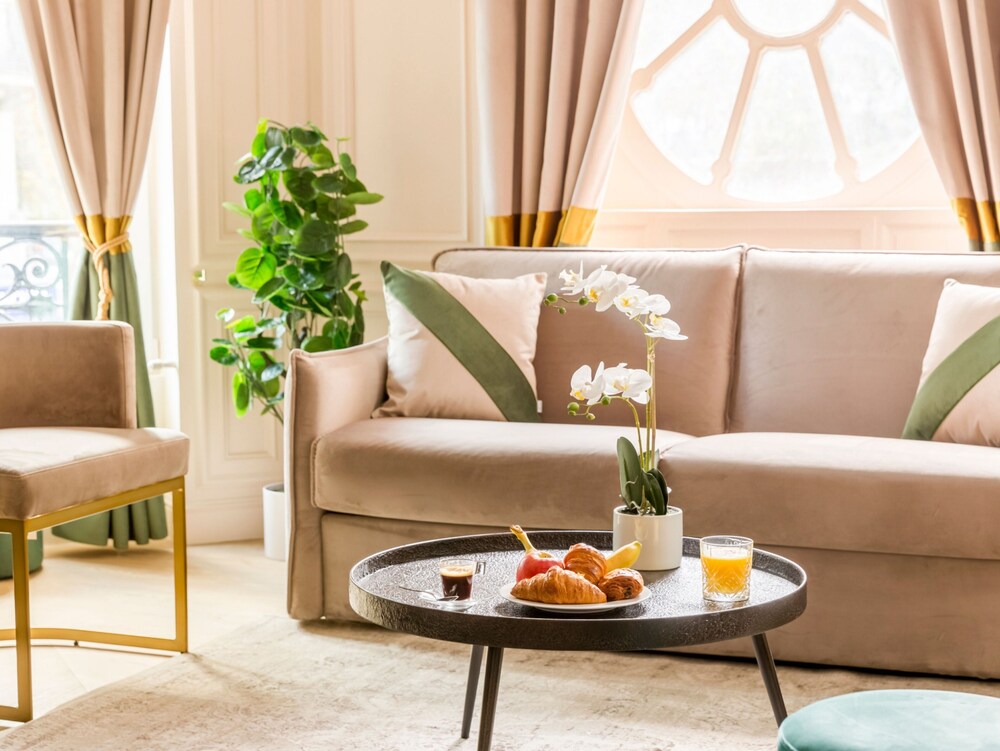 Merveil Luxury Suites - Ours I-II