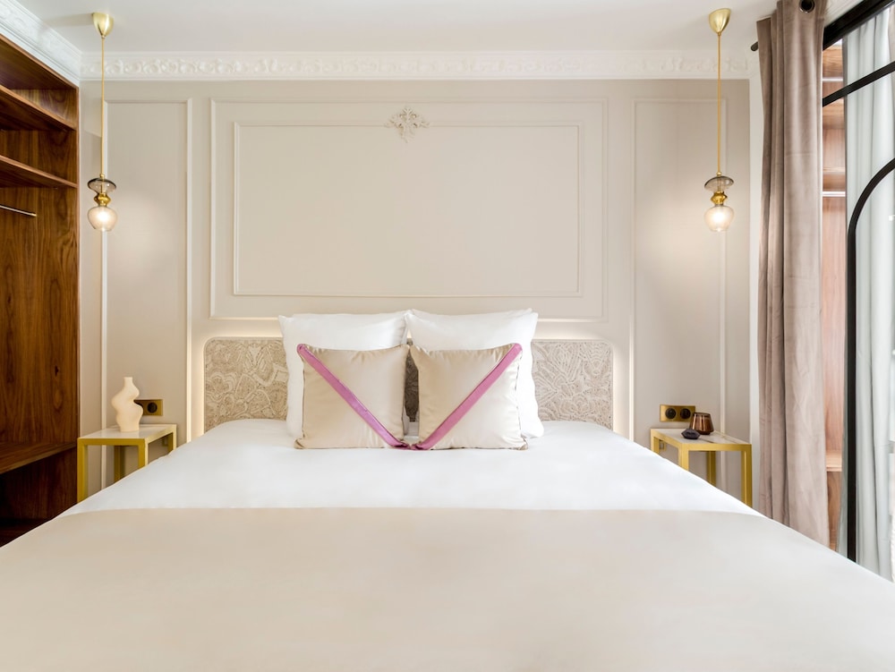 Merveil Luxury Suites - Lenoir I-II-III