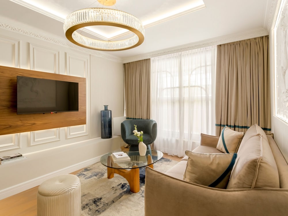 Merveil Luxury Suites - Lenoir I-II-III