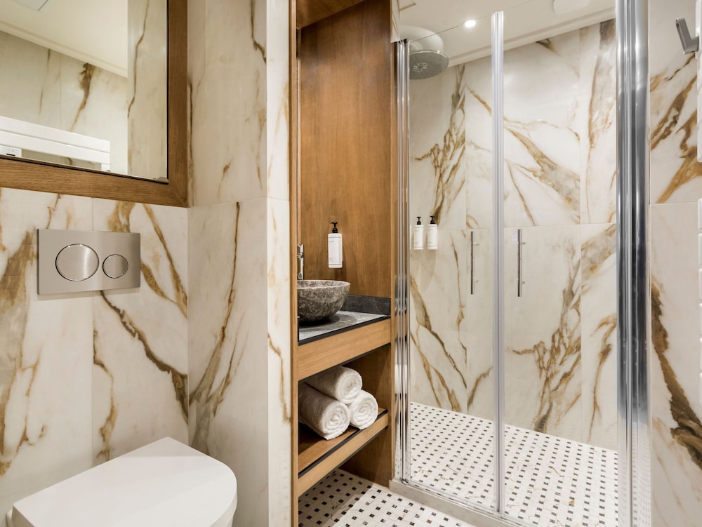 Merveil Luxury Suites - Bourse I-II