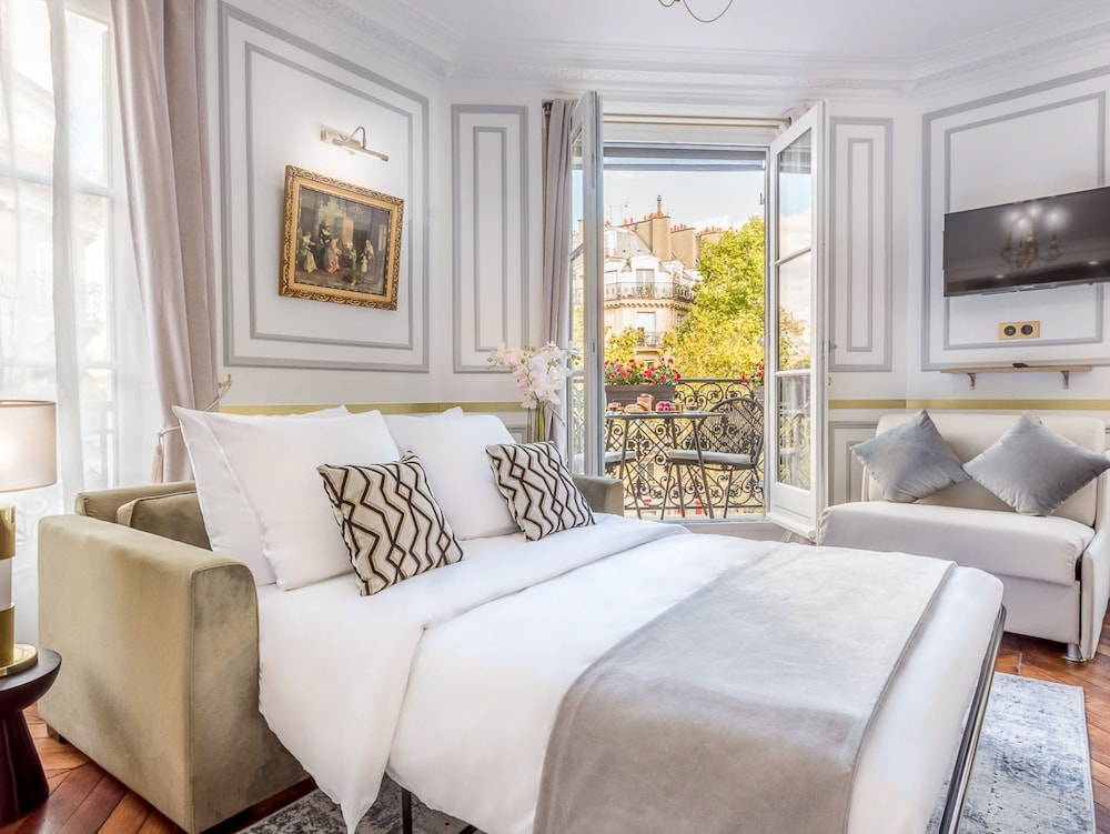 Merveil Luxury Suites - Sebastopol I-II
